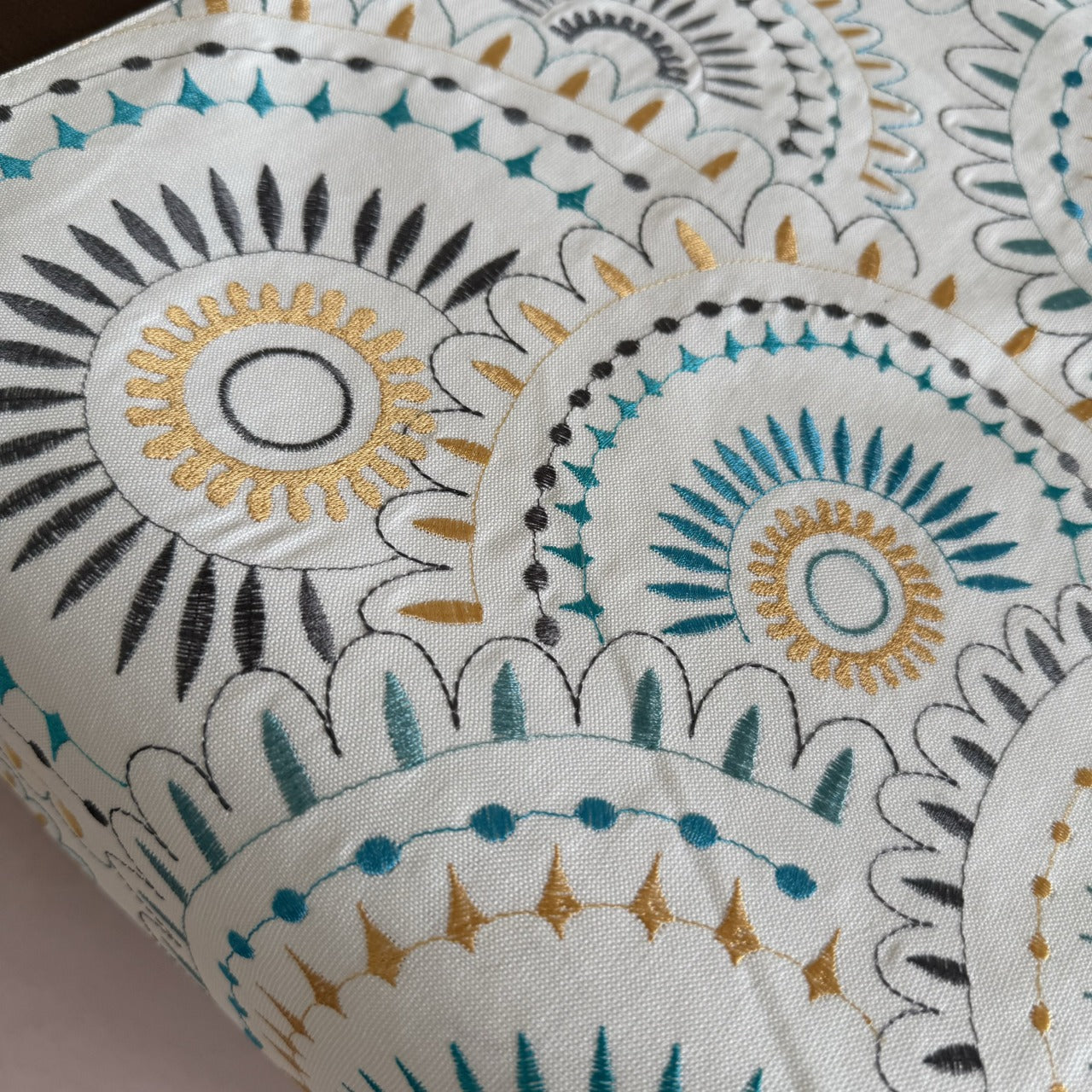 Seaside Suzani Medallion — Embroidered Cotton-Linen Table Runner