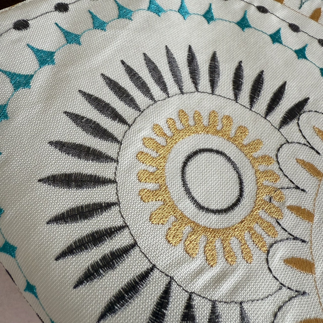 Seaside Suzani Medallion — Embroidered Cotton-Linen Table Runner