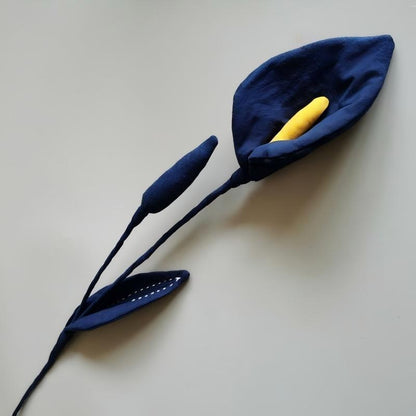 Hand-dyed Calla Lily — Crafted from Indigo Cotton