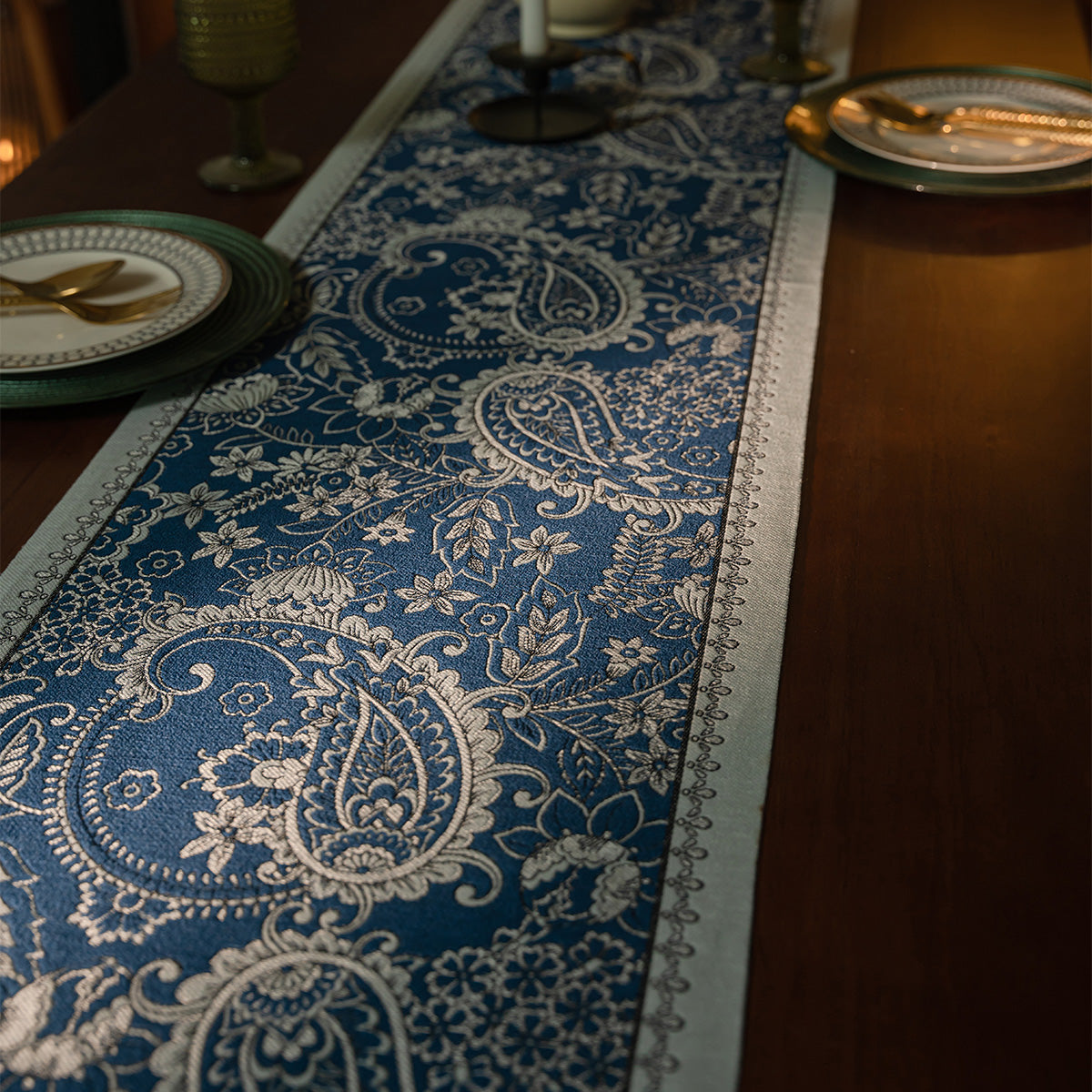 Eden Garden Paisley Jacquard Table Runner — Mist Blue